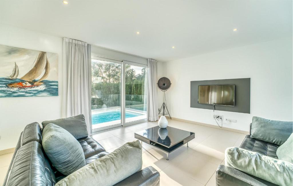 Awesome Home In Alcudia With Wifi Awesome Home In Alcudia With Wifi