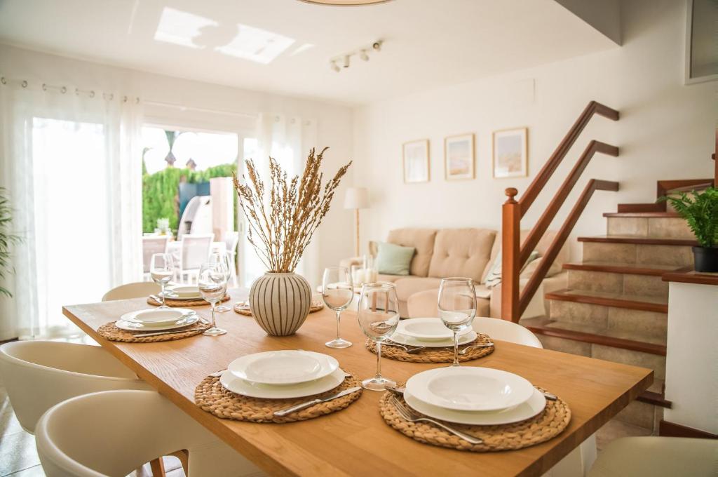 Traumhafte Villa Maricel für 8 Gäste am Meer Traumhafte Villa Maricel für 8 Gäste am Meer