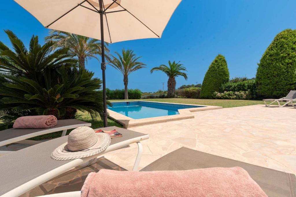 Villa Guillona by Sealand Villas