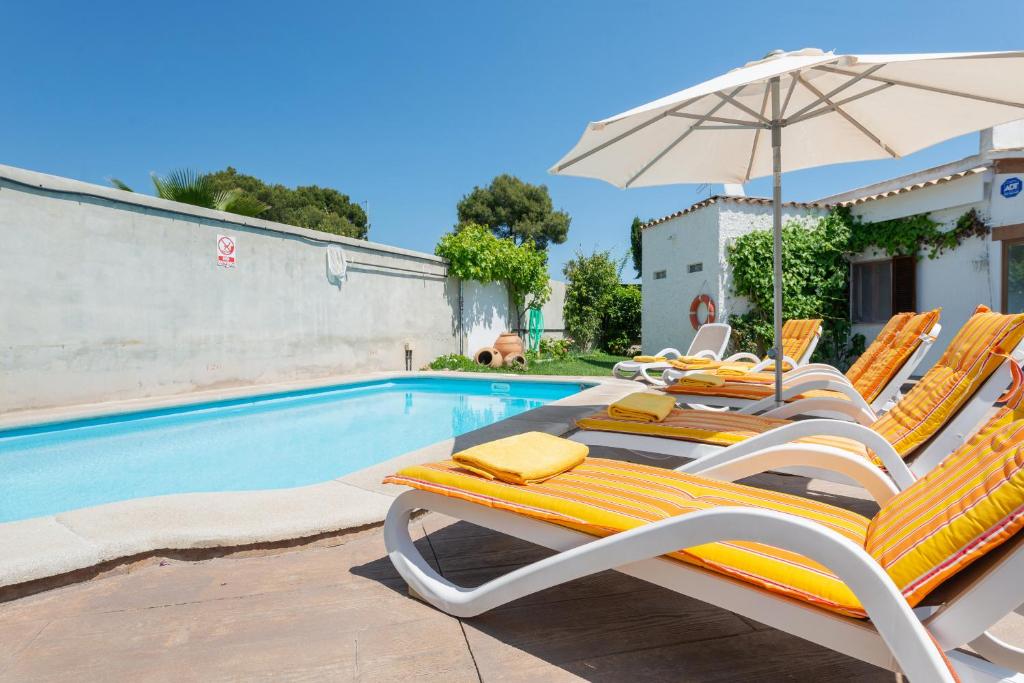 Villa Luna, beach and pool Villa Luna, beach and pool