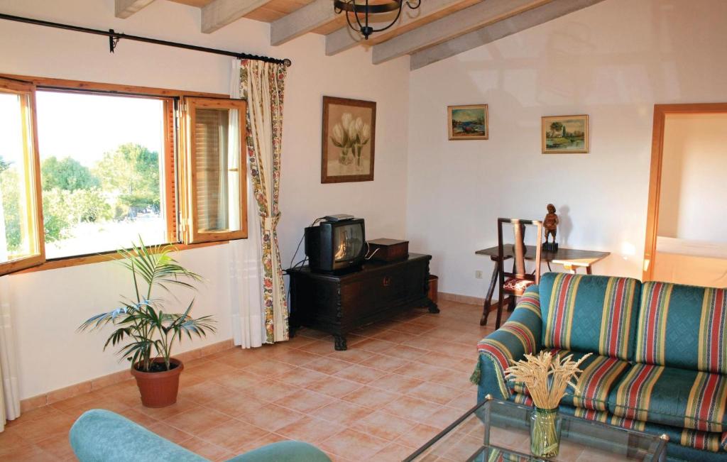 Nice Home In Algaida With House A Mountain View