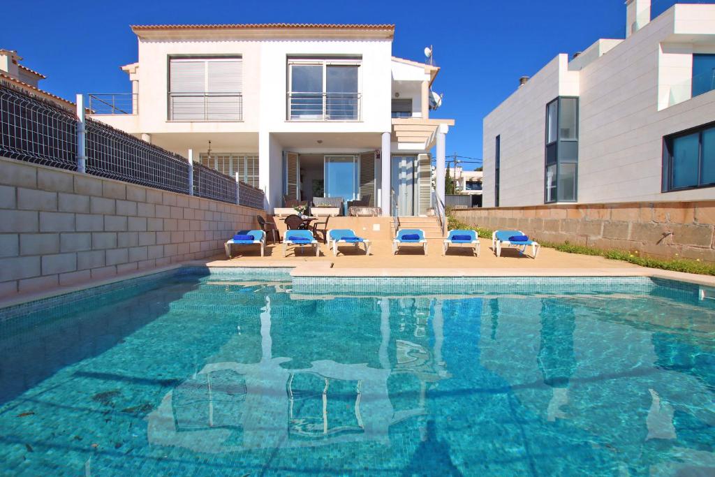 Villa Es Bufedo by Slow Villas