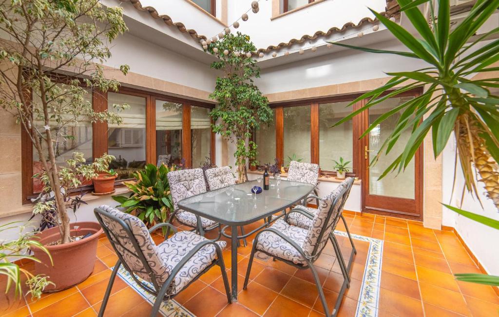 Cozy Home In Cala Ratjada With Wifi