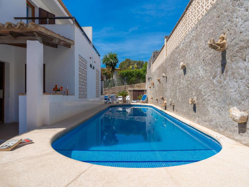 Holiday Home Clara R by Interhome Holiday Home Clara R by Interhome