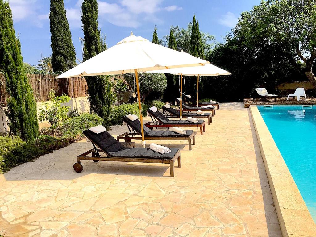 CASA 3 LEONES - Stadthaus im Fincastil mit Longpool, Patio, Garten CASA 3 LEONES - Stadthaus im Fincastil mit Longpool, Patio, Garten