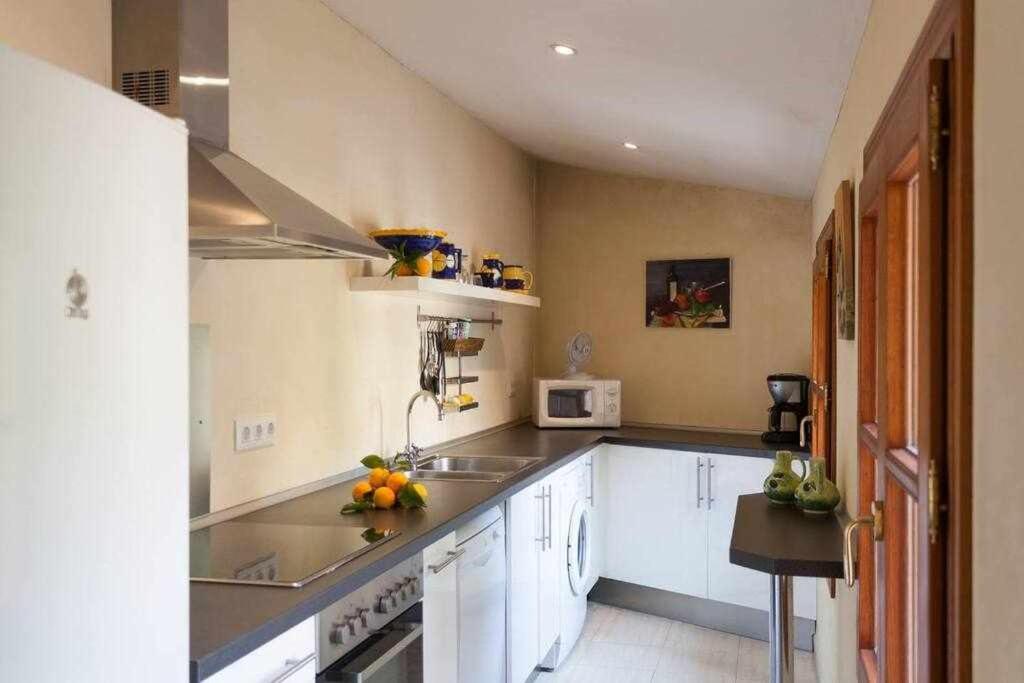 Casa Fornalutx with Air Conditioning and a roof terrace with great views