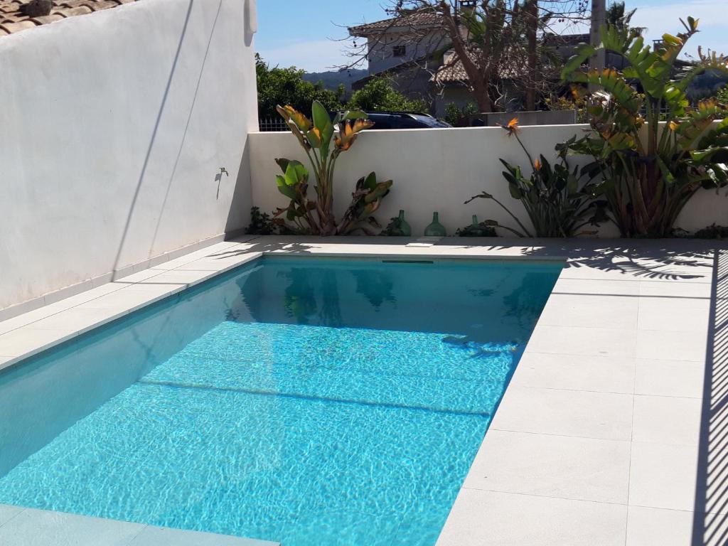 CASA PISCINA DOCTOR FLEMING 51 CASA PISCINA DOCTOR FLEMING 51