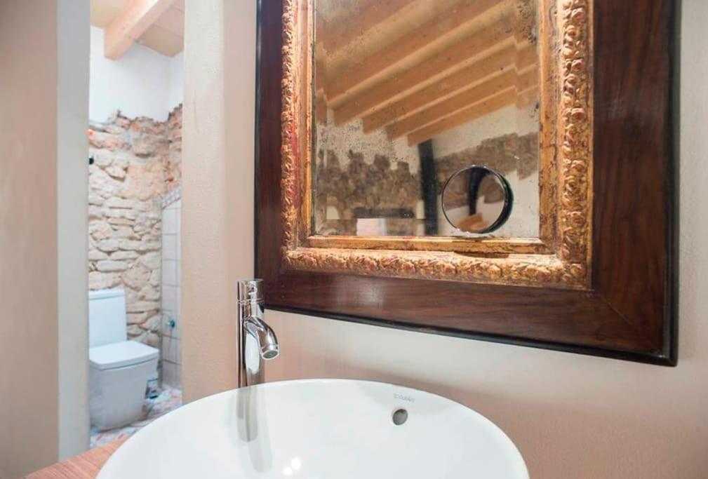 Charming Townhouse 7 PAX WIFI/AIRCON - Ca's Padrí