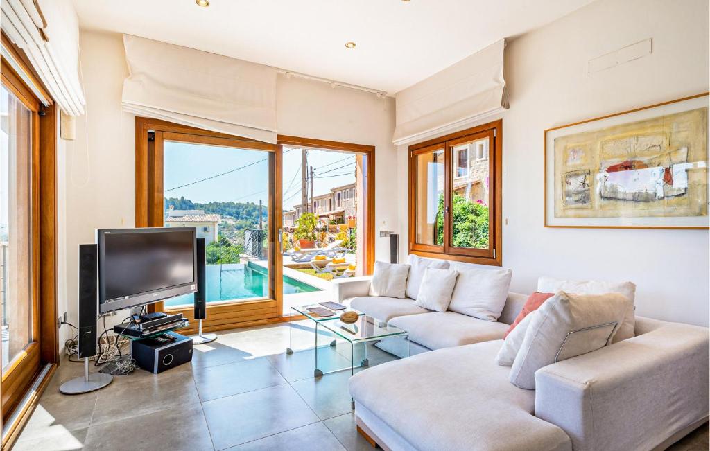 3 Bedroom Gorgeous Home In Mancor De La Vall 3 Bedroom Gorgeous Home In Mancor De La Vall