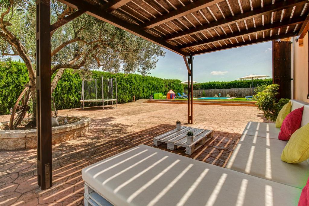 Finca S'Hostalet by Rentallorca