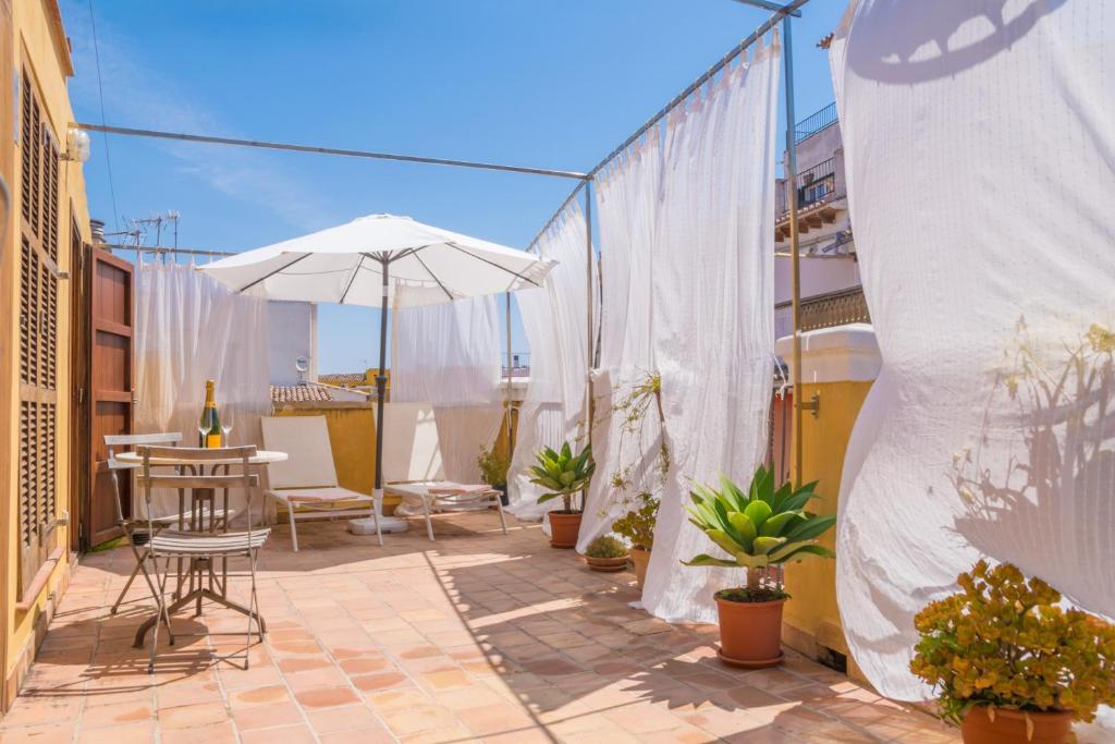 Miraclet - ADULTS ONLY Miraclet - ADULTS ONLY