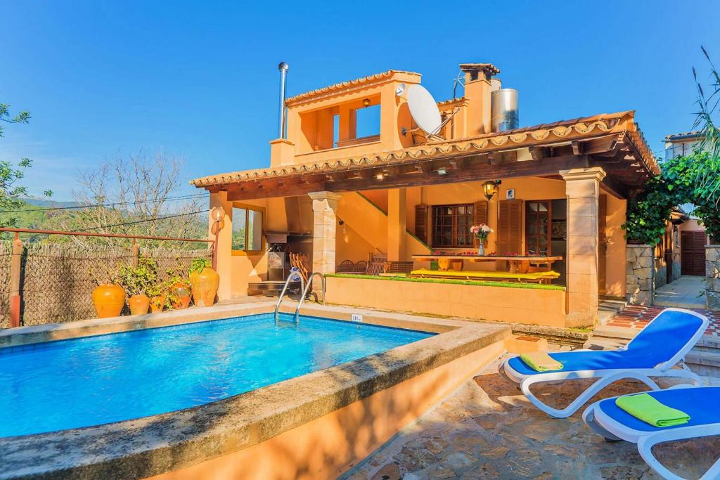 Villa Ciutada by Sealand Villas