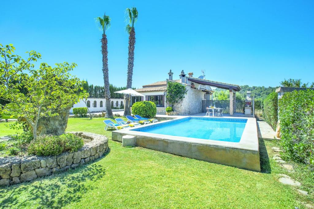 Villa Francisca by Villa Plus Villa Francisca by Villa Plus