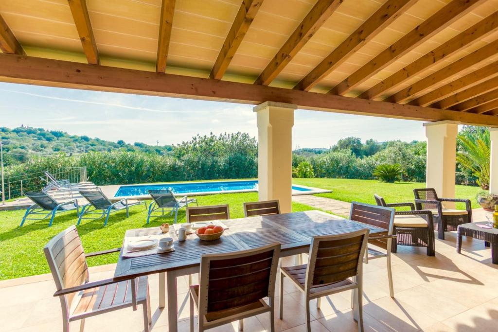 Villa Mastaguera Roger by Sealand Villas Villa Mastaguera Roger by Sealand Villas