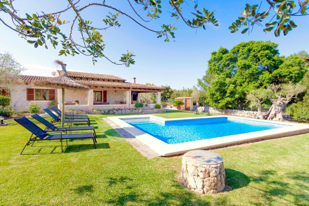 Villa Tatoli by Sealand Villas