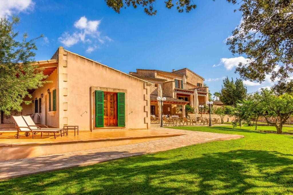 Finca Son Roig by Valentin Finca Son Roig by Valentin