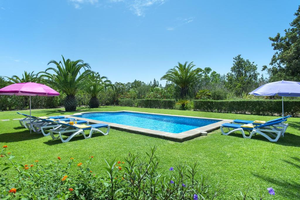 Owl Booking Villa Bobis - Family Holidays with Private Pool Owl Booking Villa Bobis - Family Holidays with Private Pool
