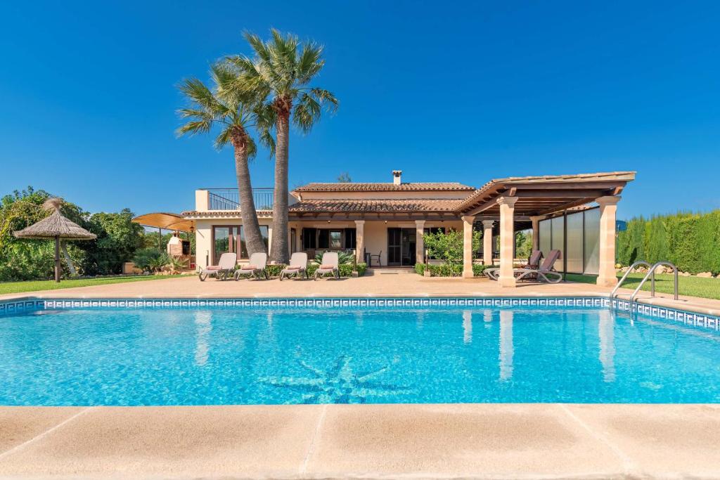 Villa Camp del Bosch by Sealand Villas Villa Camp del Bosch by Sealand Villas
