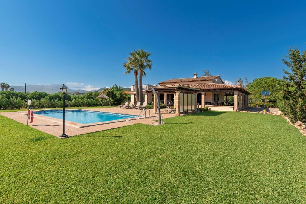 Villa Camp del Bosch by Sealand Villas Villa Camp del Bosch by Sealand Villas