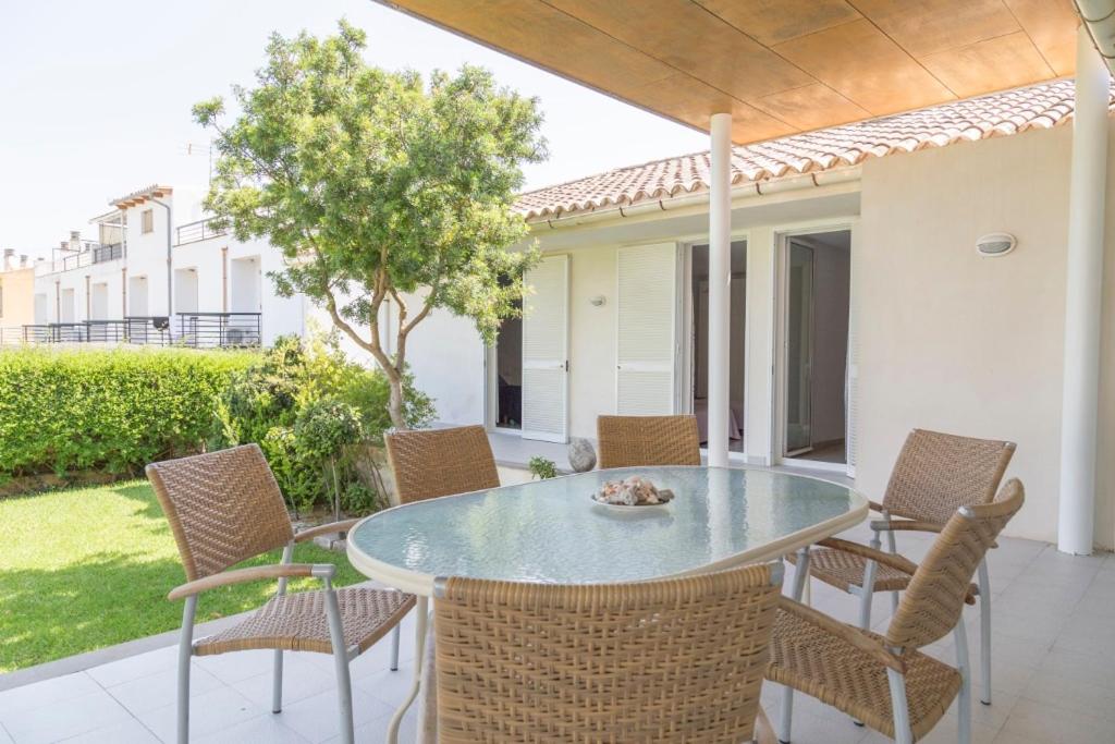 Can Francesc Wifi, BBQ, garden, 200m from the beach for 8