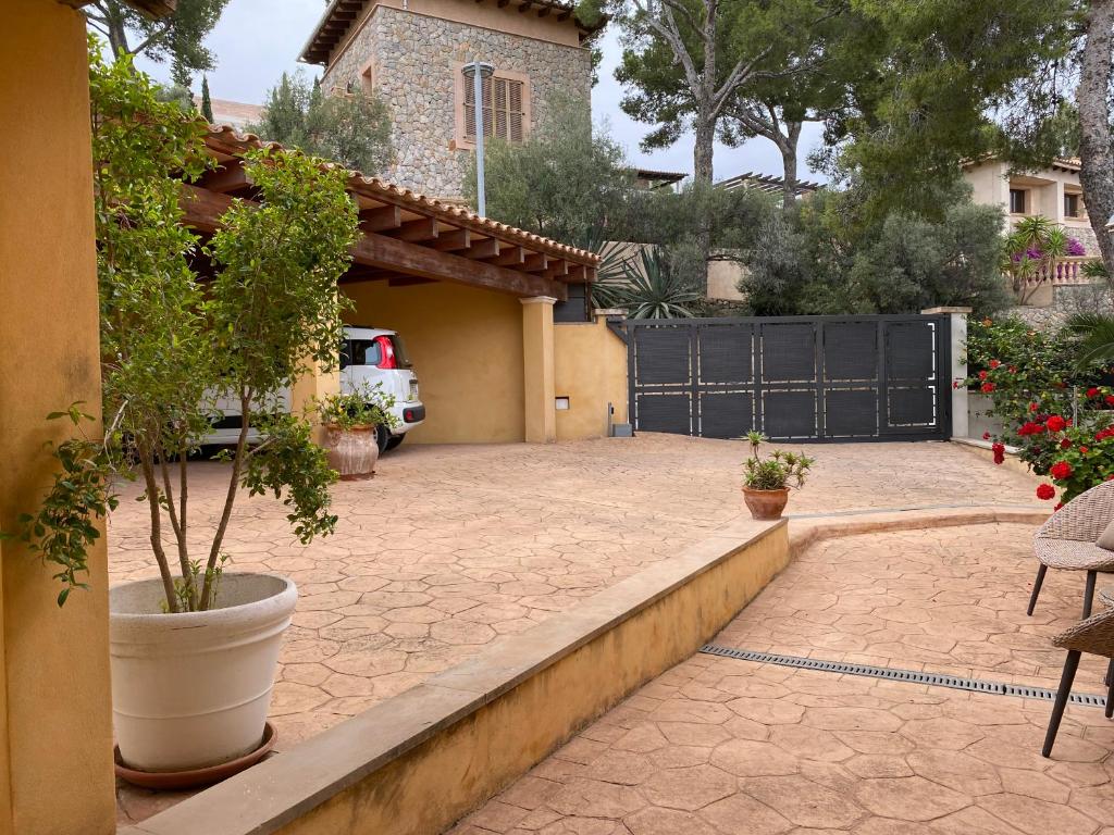 VILLA PICASSO VILLA PICASSO