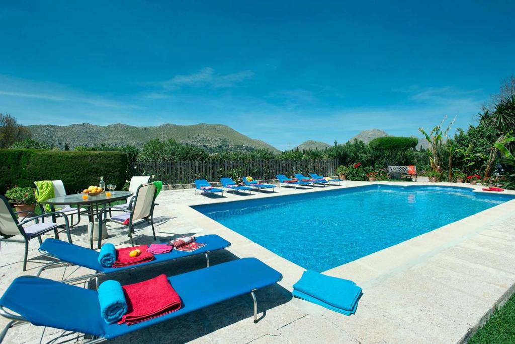 Villa Tomeu Seguinot by Sealand Villas