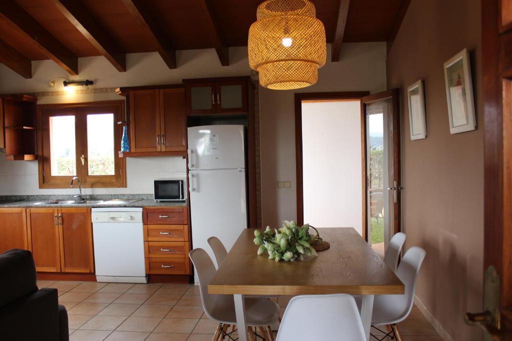 Finca son gallina con piscina y jardín en Sa Pobla, ideal para 6 personas