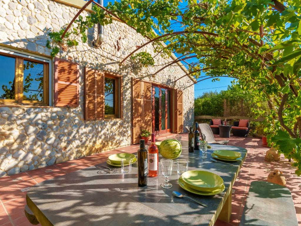 Holiday Home Estrella by Interhome Holiday Home Estrella by Interhome