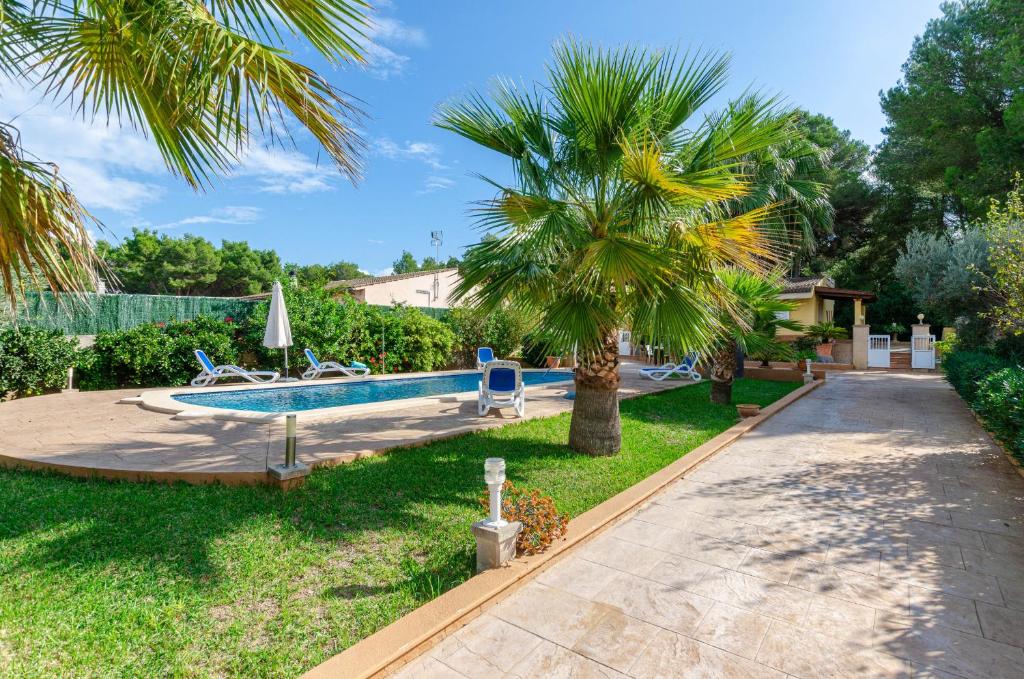 YourHouse Oratge villa with pool YourHouse Oratge villa with pool