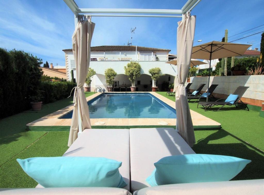 Villa Colibrí, con piscina privada para 6 personas